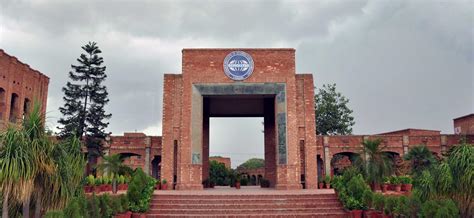 Visitors Information | COMSATS University Islamabad, Lahore Campus