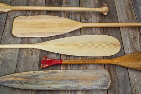 Best Canoe Paddle: A Buyer’s Guide - Paddle Pursuits