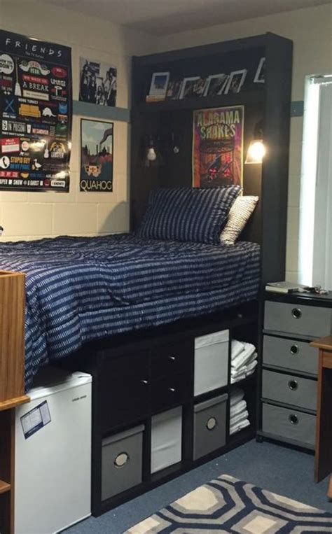 college-dorm-room-with-under-bed-storage | HomeMydesign