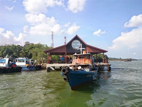 E-Wen Hooi: Pulau Ubin, Singapore