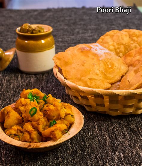 Poori Bhaji Recipe: How To Make Poori And Aloo Sabzi - Boldsky.com