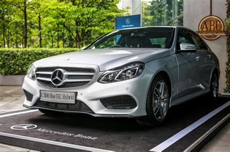 Mercedes-Benz E 300 BlueTEC Hybrid arrives | CarSifu