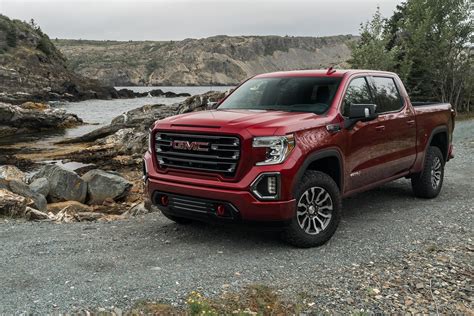 GMC Sierra Discount Reaches Up To $2,750 In December 2021