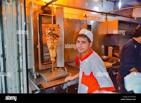 Shawarma jordan hi-res stock photography and images - Alamy