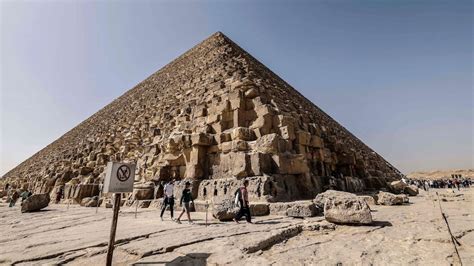 Egypt unveils hidden tunnel inside Great Pyramid of Giza - ABC News