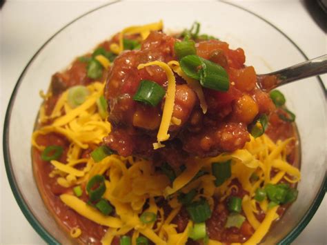 Liz's Livelihood: Chili Con Carne with Beans (a slow cooker recipe)