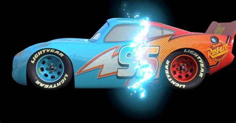 Dan the Pixar Fan: Cars: Transforming Lightning Mcqueen