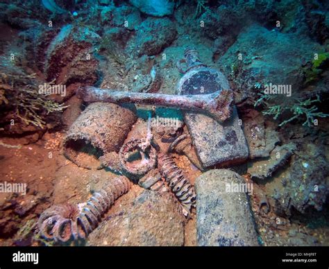 Titanic Underwater Skeletons