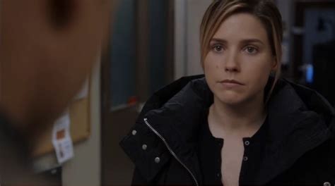 Episode 2x21 | Erin lindsay, Chicago pd, Erin