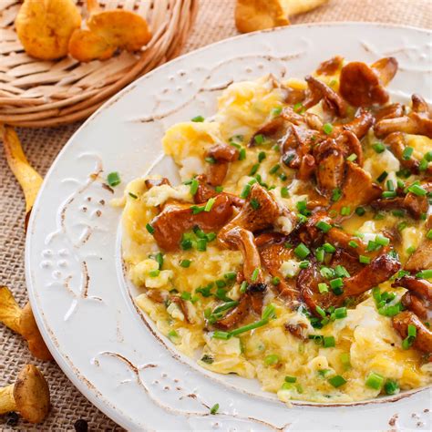 Scrambled Eggs with Chanterelle Mushrooms Recipe