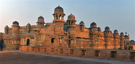 Traveling to Gwalior - Go Heritage Runs - Run, Fun, Travel - Run-vacations