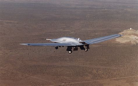 RQ-3 DarkStar: The U.S. Air Force's Famous Stealth Drone | The National ...