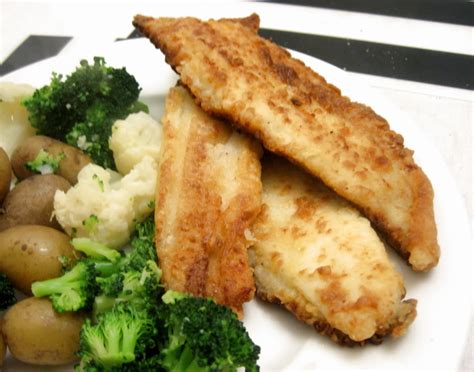 Lynne's Dinners : Crispy Lemon Sole fillets