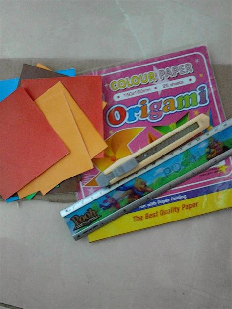 Kreasi Dinding Kamar Dengan Kertas Origami Cole Hatime - Riset