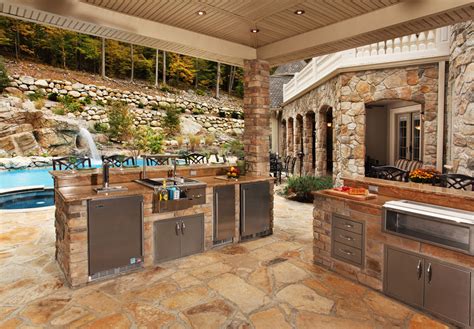 Amazing Backyard Outdoor Kitchen Ideas & Designs | Backyard Work