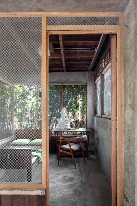 A Filipino Bahay Kubo With Modern Industrial Touches | Simple house ...