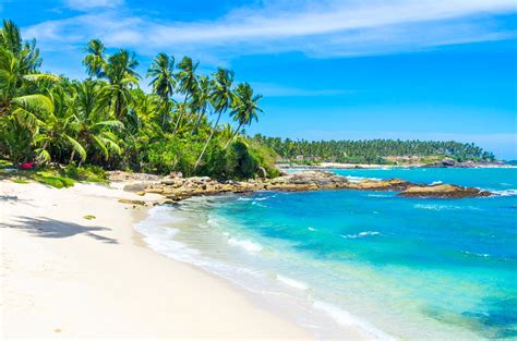 Sri Lanka Beaches | Trailfinders - Trailfinders the Travel Experts