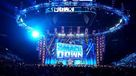 WWE SmackDown Kicks Off With No Disqualifications Match - WrestleTalk