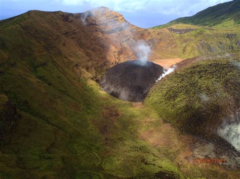 Responding to the Volcanic Eruption in St Vincent and the Grenadines ...