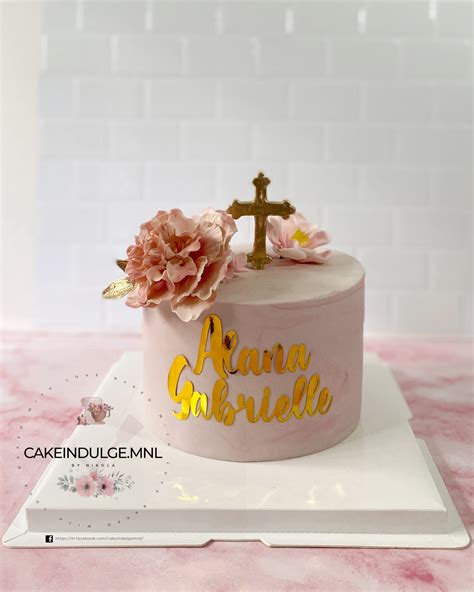 Minimalist Cake with Edible Flower - CakeIndulge PH