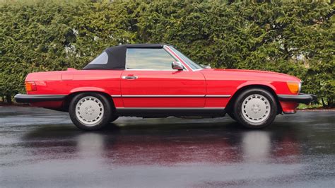 1987 Mercedes-Benz 560SL Convertible at Kissimmee 2022 asK132 - Mecum ...