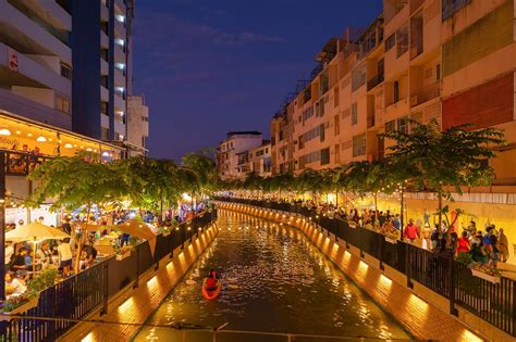 10 Most Popular Streets in Bangkok - Take a Walk Down Bangkok's Streets ...