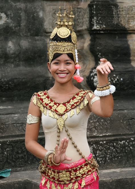 Cambodia Complete Tourist Guide; From A to Z – Travel Around The World ...