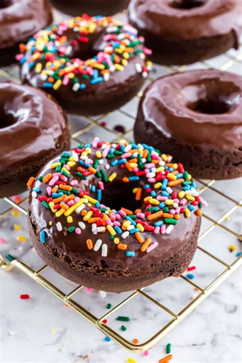 Baked Chocolate Donuts Recipe - Shugary Sweets