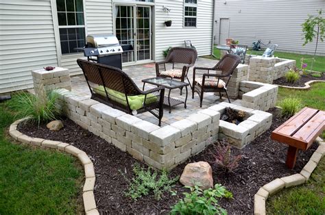 DIY backyard paver patio outdoor oasis tutorial | The Rodimel Family ...