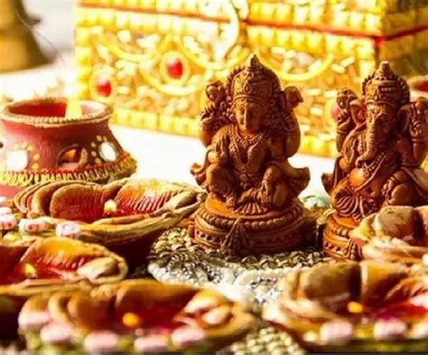 Dhanteras 2019: Puja Vidhi, Shubh Muhurat, Samagri and Mantra