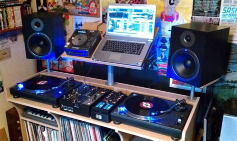 One of the best DJ setups I've seen in a while. | Dj setup, Dj room, Dj ...