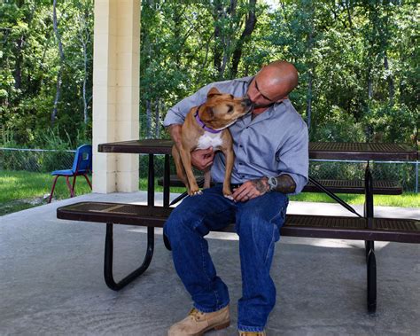 Dog Fight Rescue Program Turns Inmates into Tender and Dedicated Dog ...