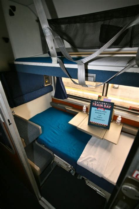 Amtrak Superliner roomette - Journey across the world