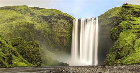 Famous Waterfalls in Iceland | Adventures.com