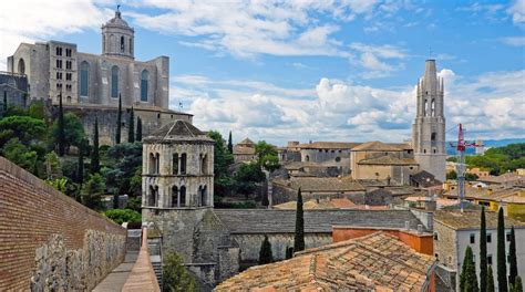 Visit Girona: 2024 Travel Guide for Girona, Catalonia | Expedia