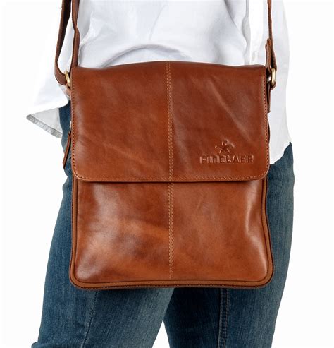 Finelaer Men Brown Leather Crossover Crossbody Bag