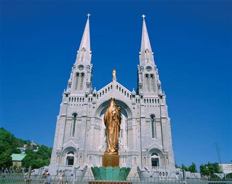 Sainte-Anne-de-Beaupré | basilica, Quebec, Canada | Britannica.com