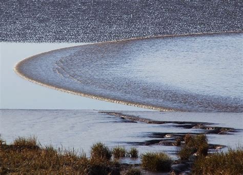 Amazing World Marvels: Tidal Bore: When Rivers Flow Against The Current