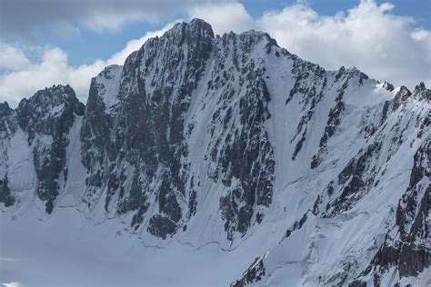 Mighty mountains of Kyrgyzstan | Travel Land