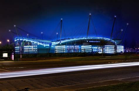 Design: Etihad Stadium – StadiumDB.com