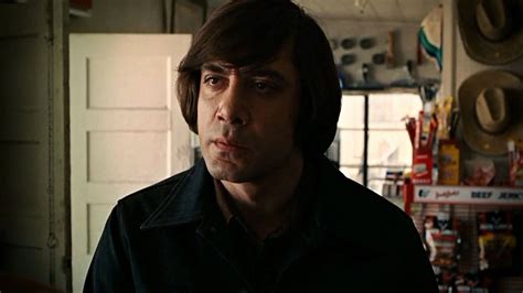 Javier Bardem alias Anton Chigurh in No Country For Old Men - Festival ...