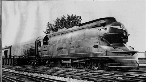 PRR , No.3768 , class K4 , 4-6-2 , streamlined in 1938 , for the ...