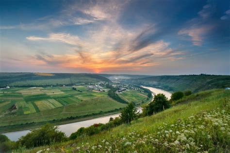 Summer Evening on the Dniester River · Ukraine travel blog