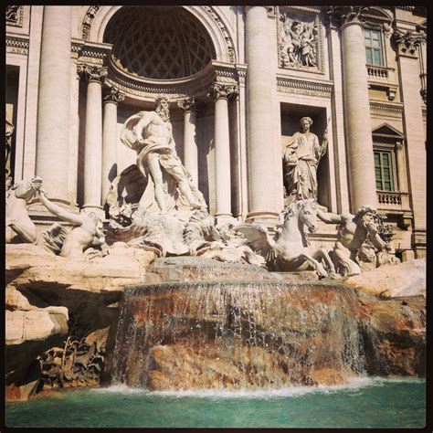 The Trevi Fountain where a key scene from Fellini's La Dolce Vita was ...