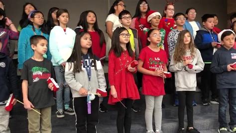 This morning at Reed our students enjoyed breakfast and carols 🎄😍 the ...