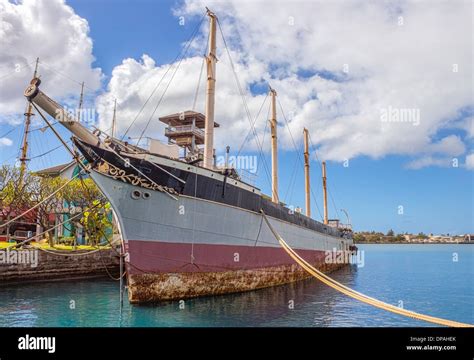 Falls of Clyde is the last surviving iron-hulled, four-masted full ...