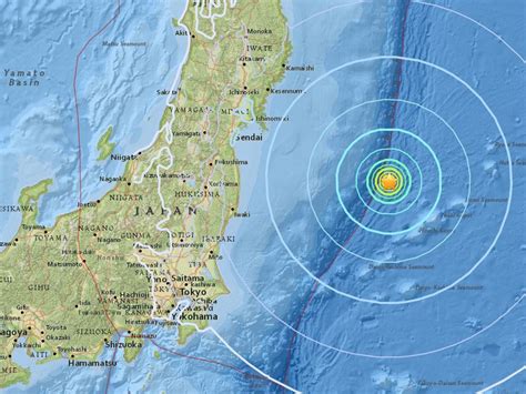 Earthquake hits Japan near Fukushima site