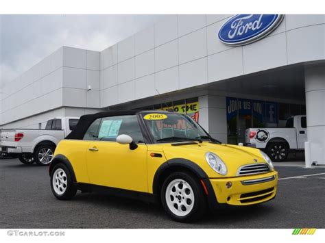 2005 Liquid Yellow Mini Cooper Convertible #82063189 Photo #11 ...