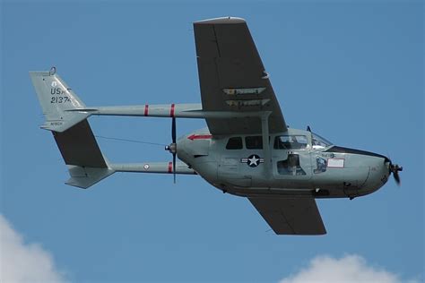 Cessna 336 & 337 Skymaster picture #05 - Barrie Aircraft Museum