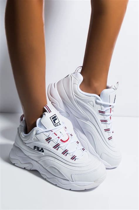 Side View Fila Womens Ray Chunky Sneakers In White in White | White ...